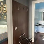 Bed & Breakfast La Scala Del Libro