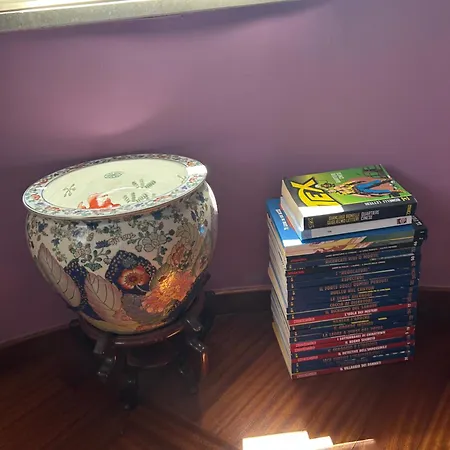 La Scala Del Libro B&B *