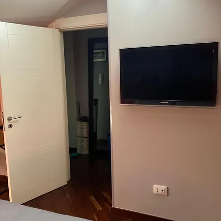 住宿加早餐酒店 La Scala Del Libro